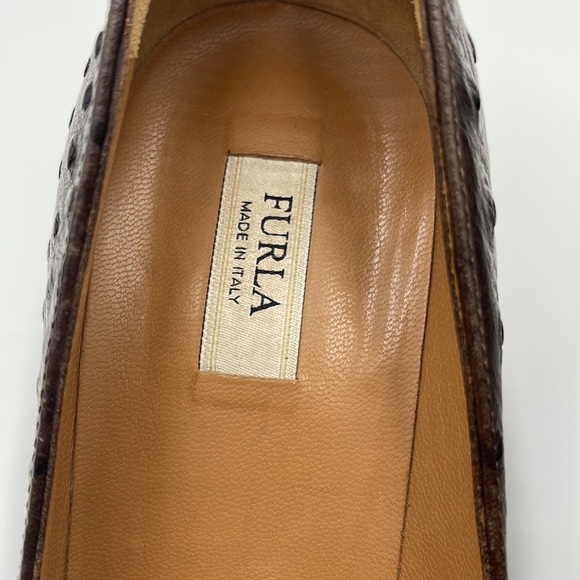 Furla Ostrich Brown Leather Pointed Toe Heels - Picture 3 of 9